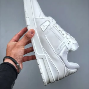Louis Vuitton Trainer White - Image 2