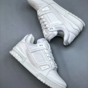 Louis Vuitton Trainer White - Image 4