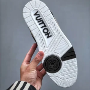 Louis Vuitton #54 Signature Damier Ebene Multi Trainer - Image 6