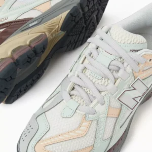 New Balance Unisex 1906 Low-top Sneakers in Mixed Fabric - Image 2