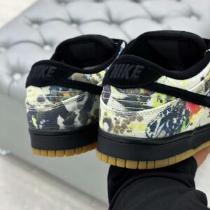Nike SB Dunk Low x Supreme Rammellzee - Image 4