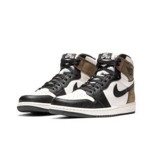 Air Jordan 1 Retro High Dark Mocha - Image 5
