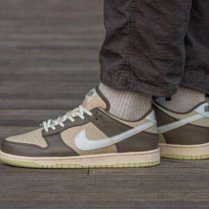 Nike SB Dunk Low Beige Brown - Image 5