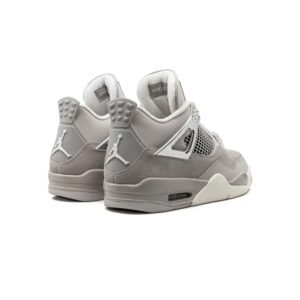 Air Jordan 4 Retro Frozen Moments - Image 2