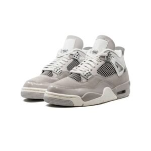Air Jordan 4 Retro Frozen Moments - Image 3