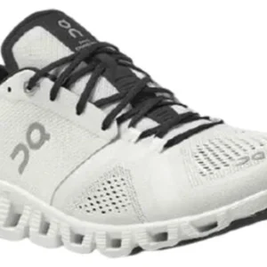 On Running Cloud X White Black - Image 4