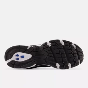 New Balance 530 BLACK with MAGNET and Silver Metallic - Image 5